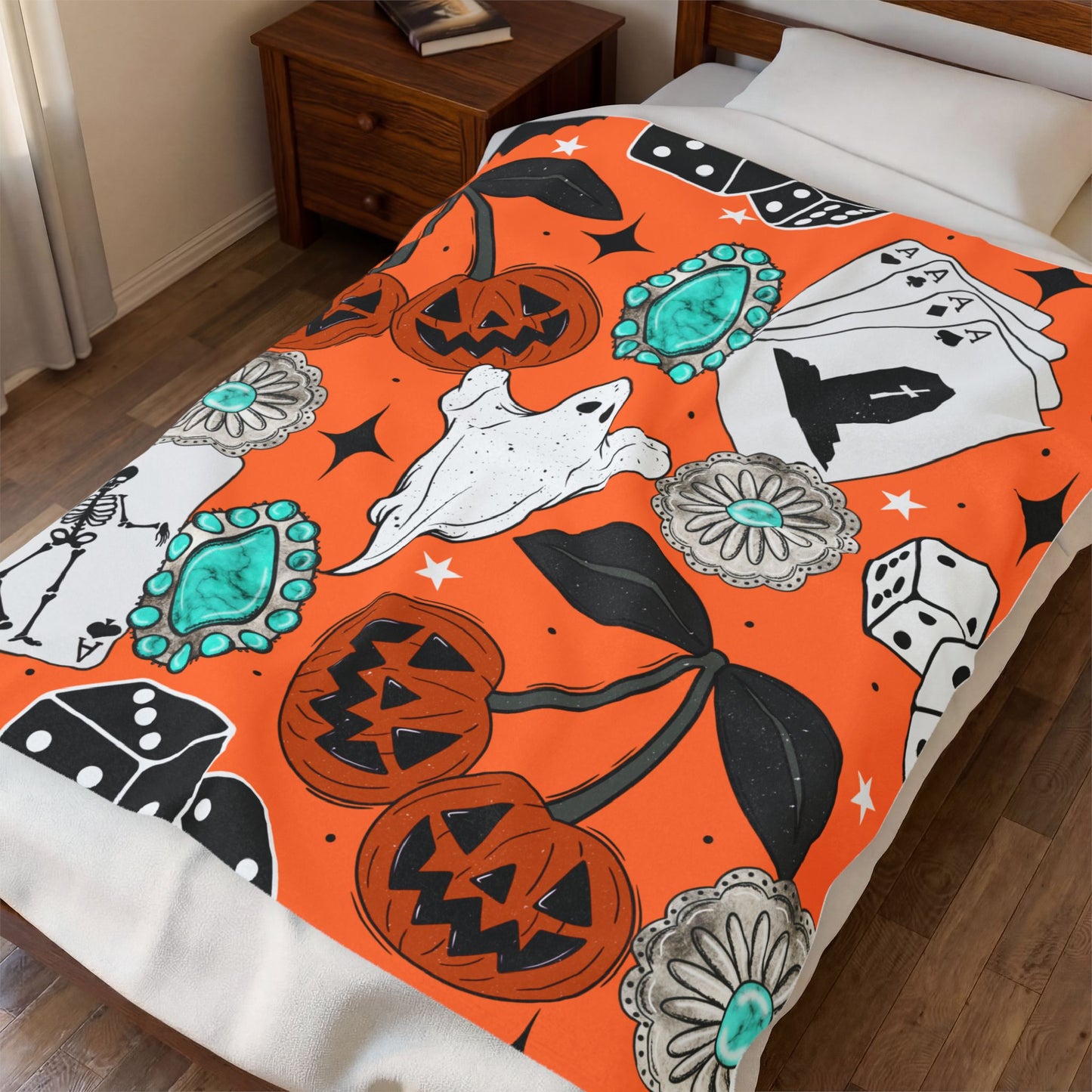 Halloween Patchwork Velveteen Plush Blanket — Spooky Ghosts, Pumpkins & Tarot Card Design