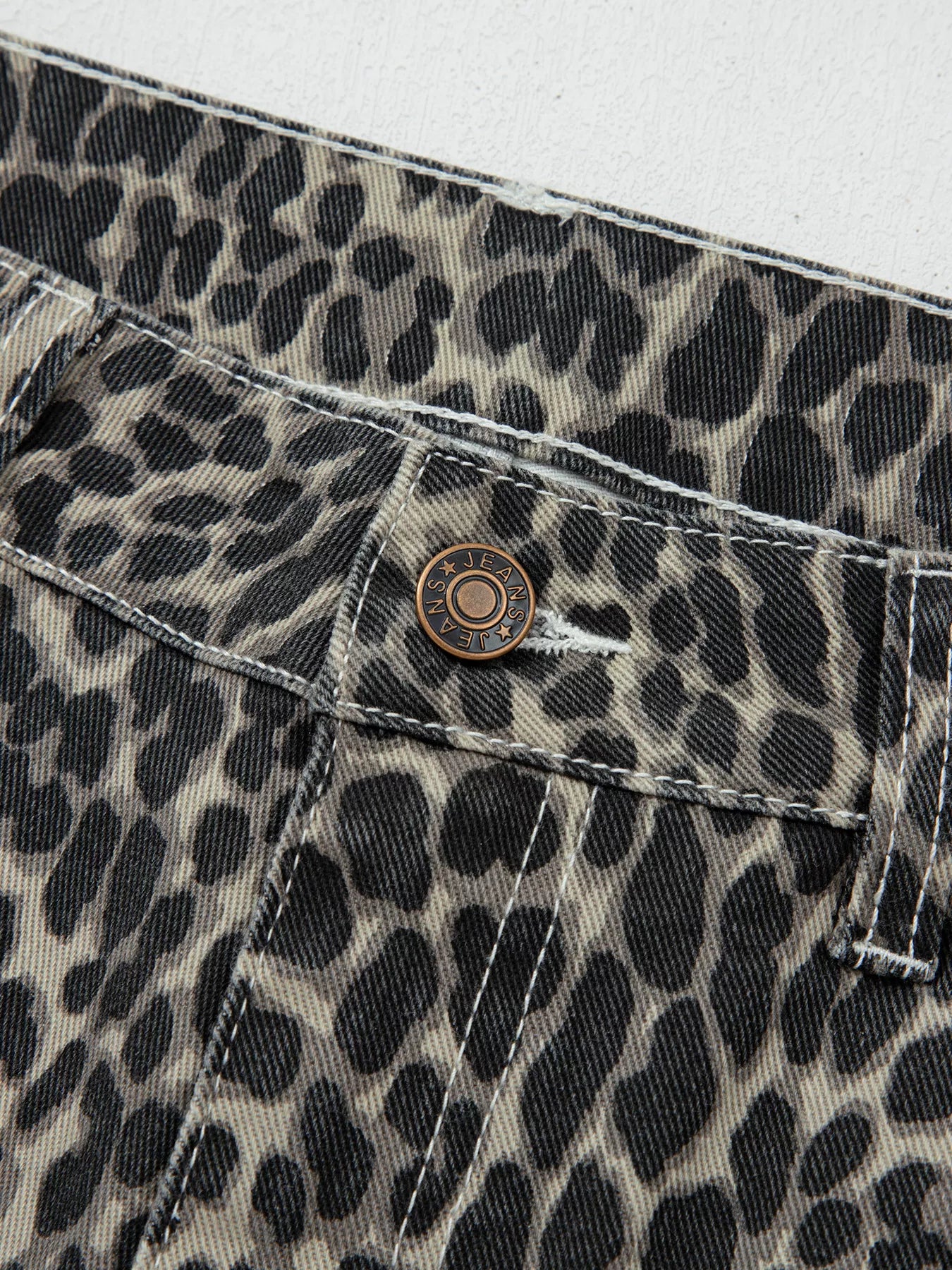 b992526d04df4de892fd7bf6c3636ff9-Max-Origin